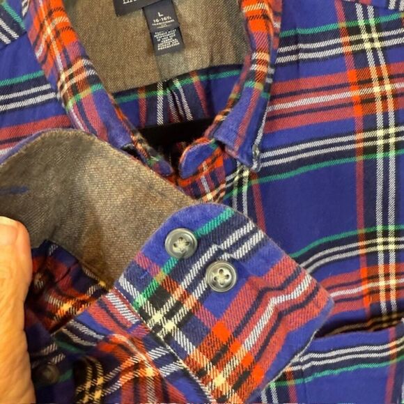 Lands' End Flannel Shirt Traditional Fit Contrast Cuffs Blue Red Size Large - Picture 2 of 14